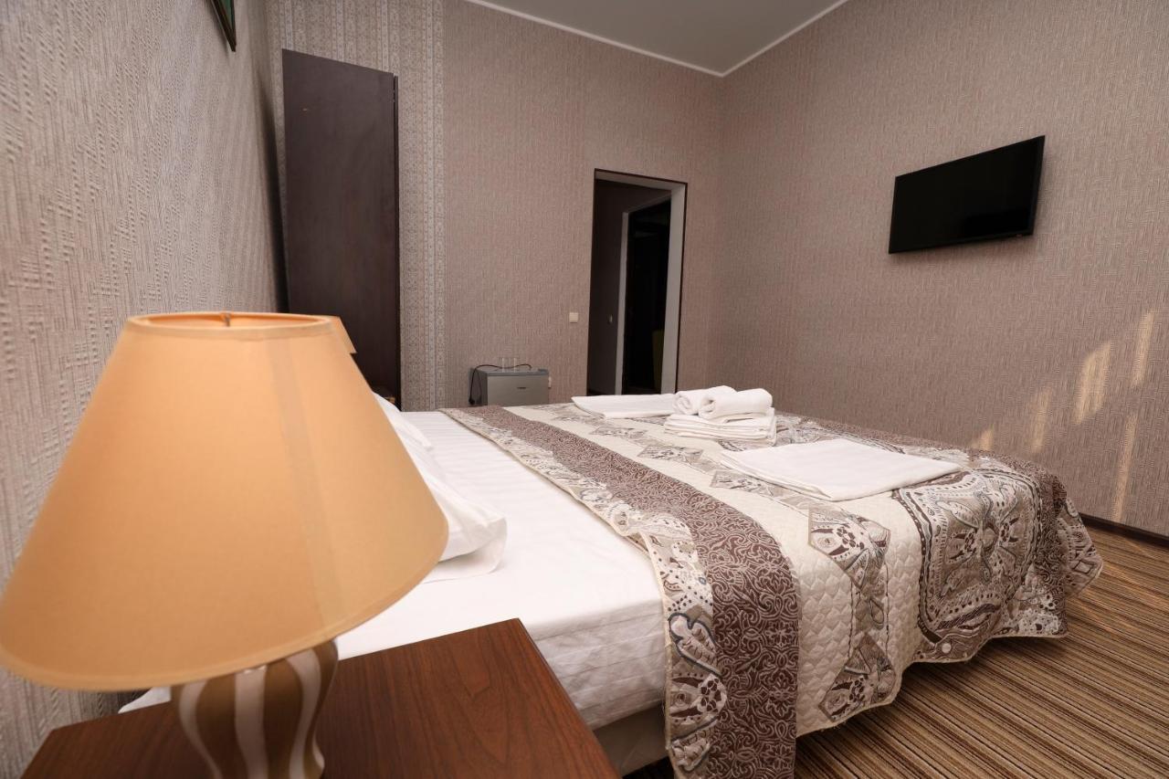 Hotel Capri Sukhumi Luaran gambar
