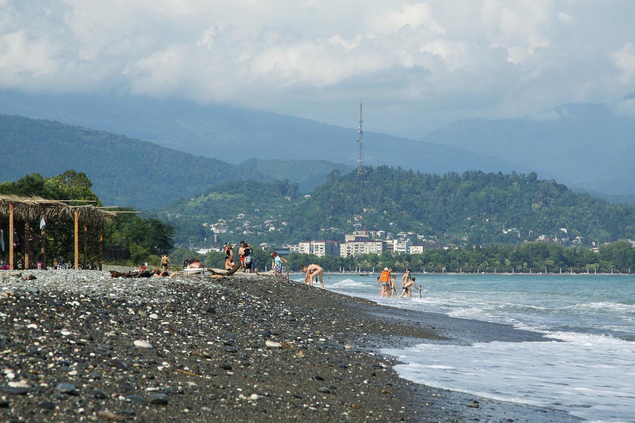 Hotel Capri Sukhumi Luaran gambar