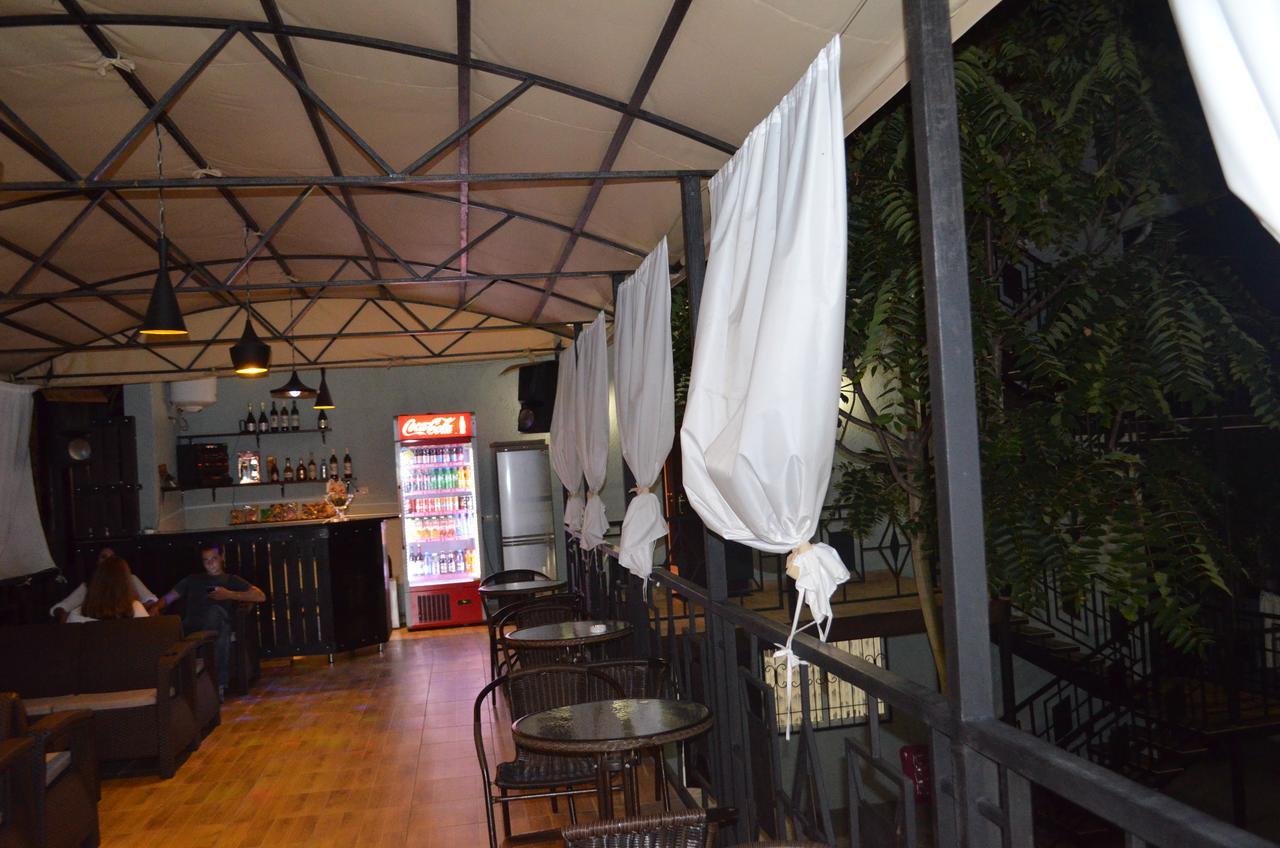 Hotel Capri Sukhumi Luaran gambar