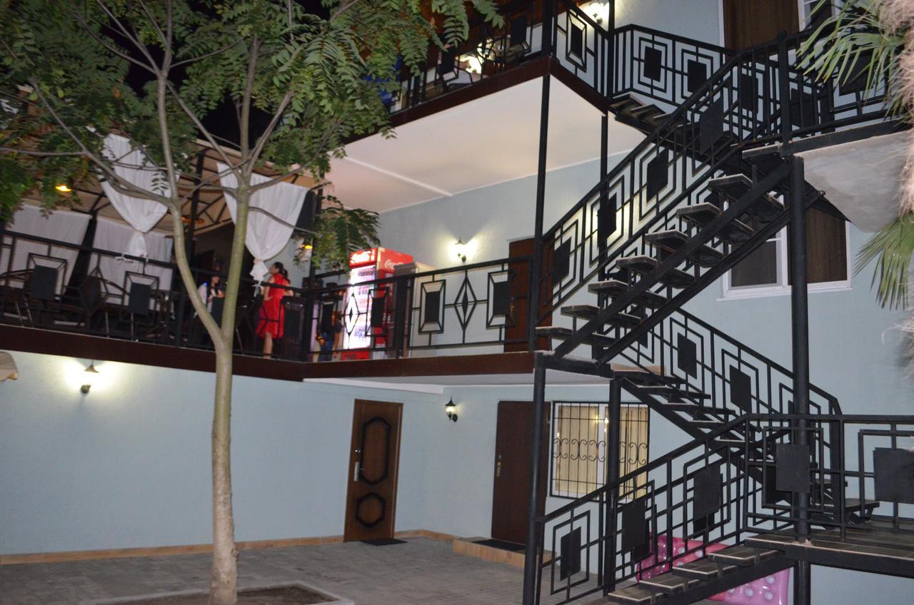 Hotel Capri Sukhumi Luaran gambar