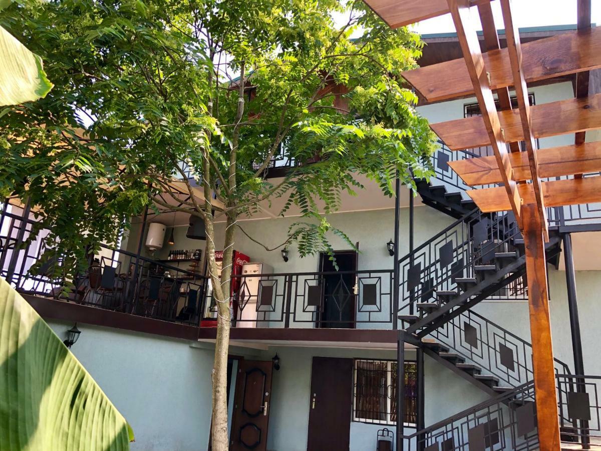 Hotel Capri Sukhumi Luaran gambar